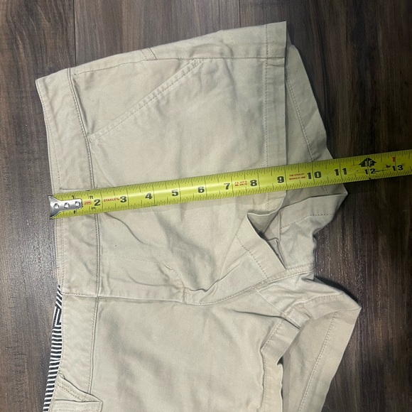 💗Volcom Beige Micro Shorts - Picture 4 of 4